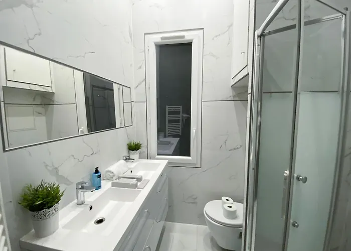 72 - Mermoz Mickey Mouse Apartament Paryż